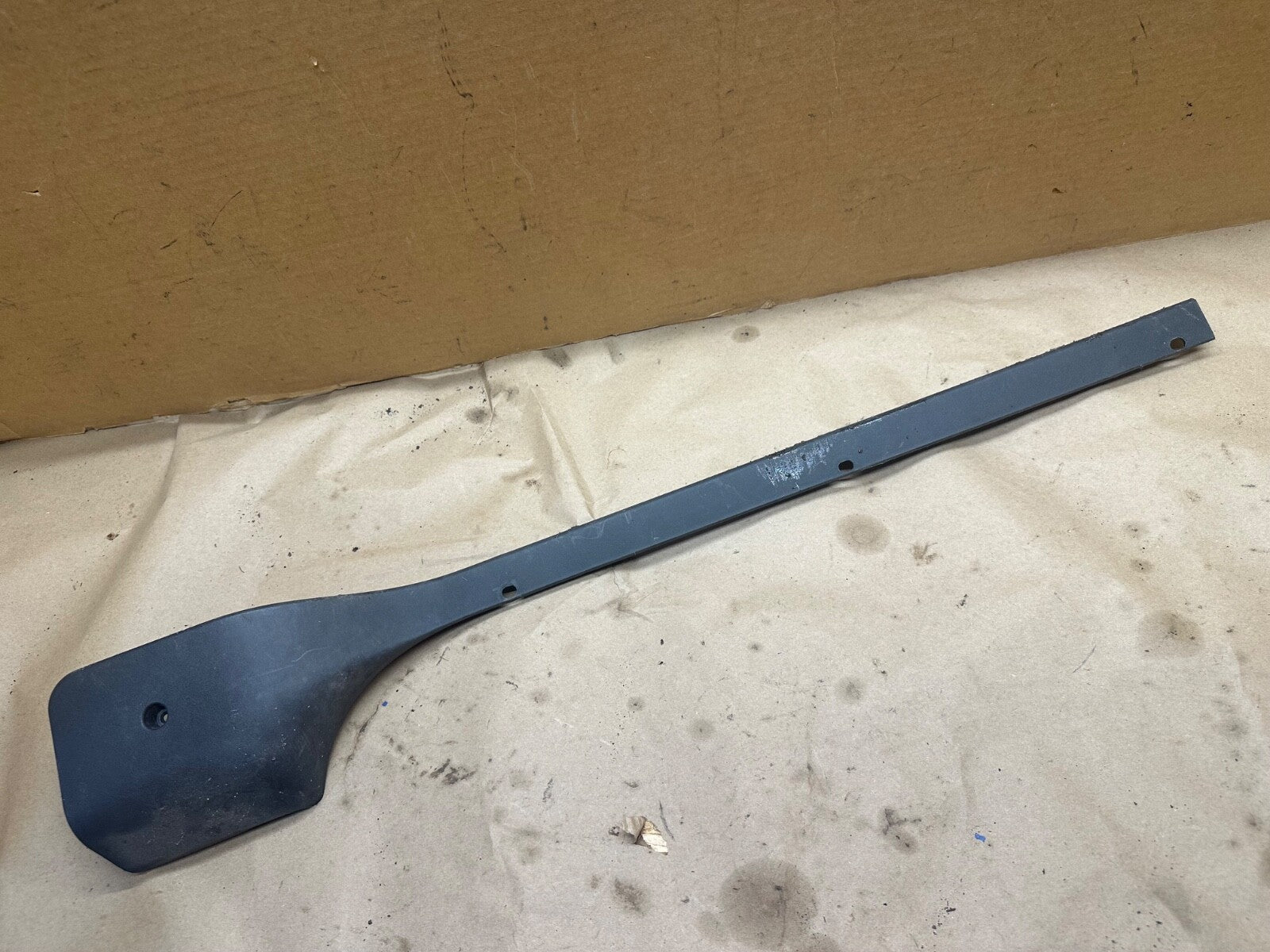 99-06 Jeep Wrangler TJ Left Floor Wiring Protecter Tub Body Wire 55352706AA