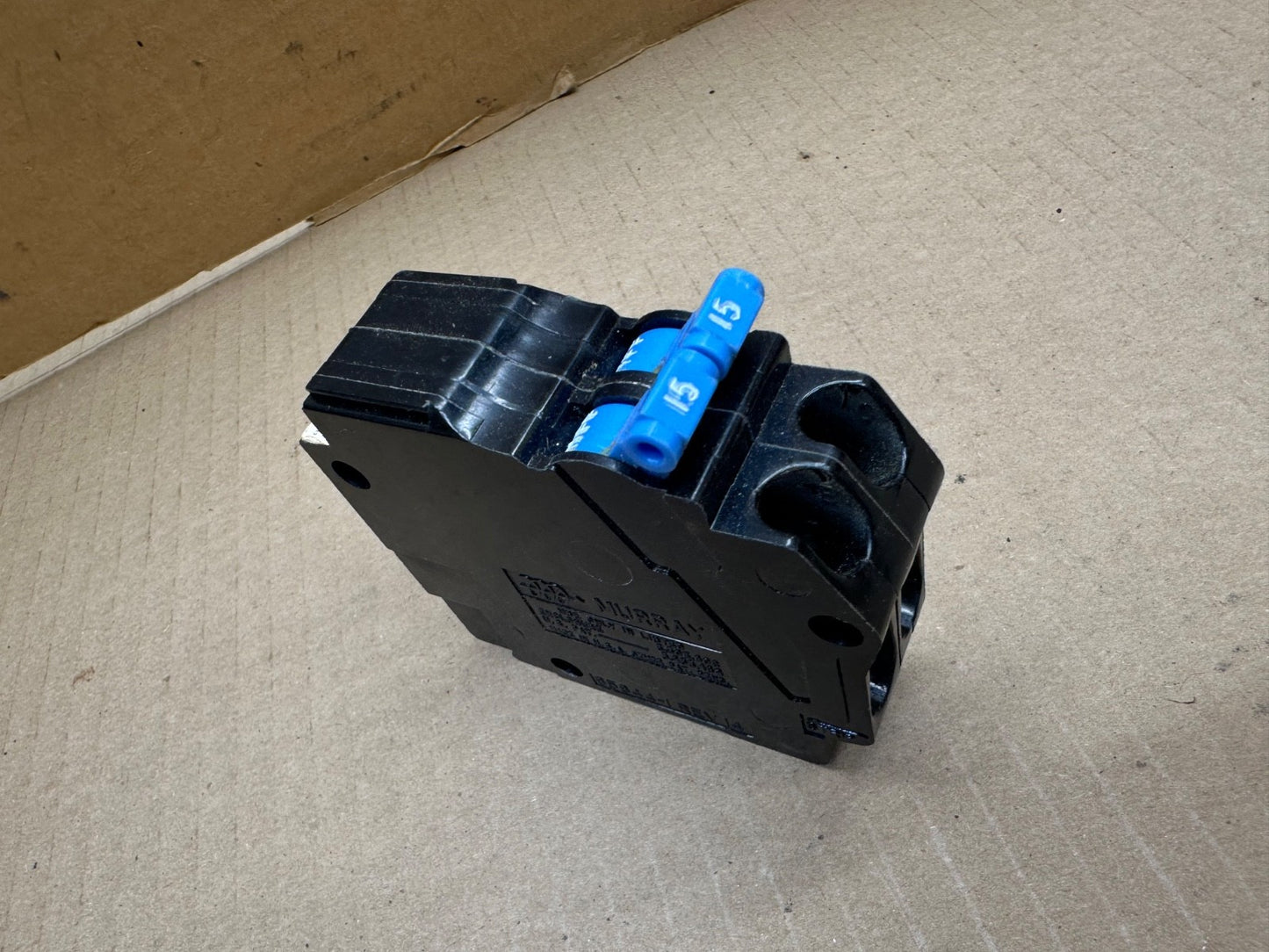 Murray Arrow Hart MM1515 Tandem Circuit Breaker, 2-P, 15A, 120/240V, Style MM