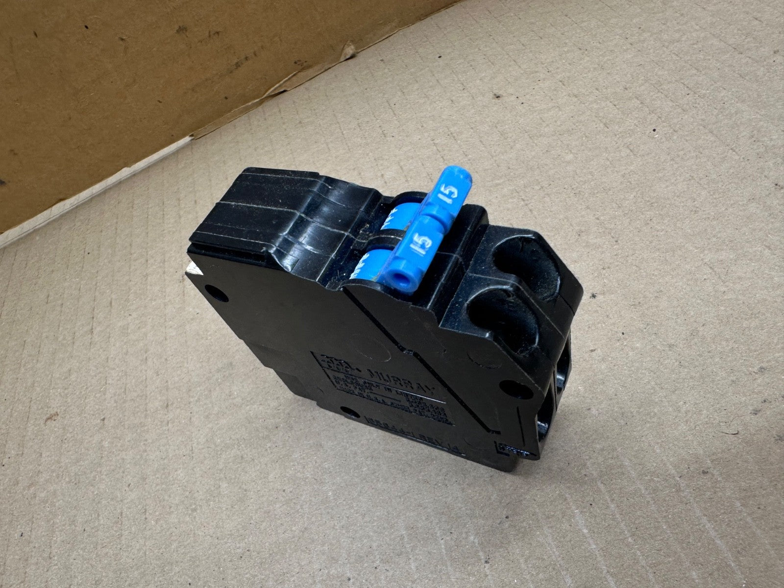 Murray Arrow Hart MM1515 Tandem Circuit Breaker, 2-P, 15A, 120/240V, Style MM