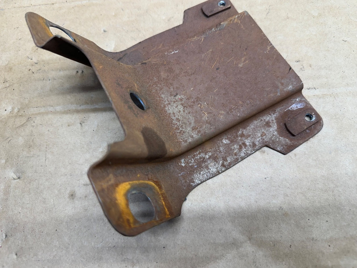 Jeep Wrangler YJ OEM Upper Steering Column Mounting Bracket 87-95 Support Mount