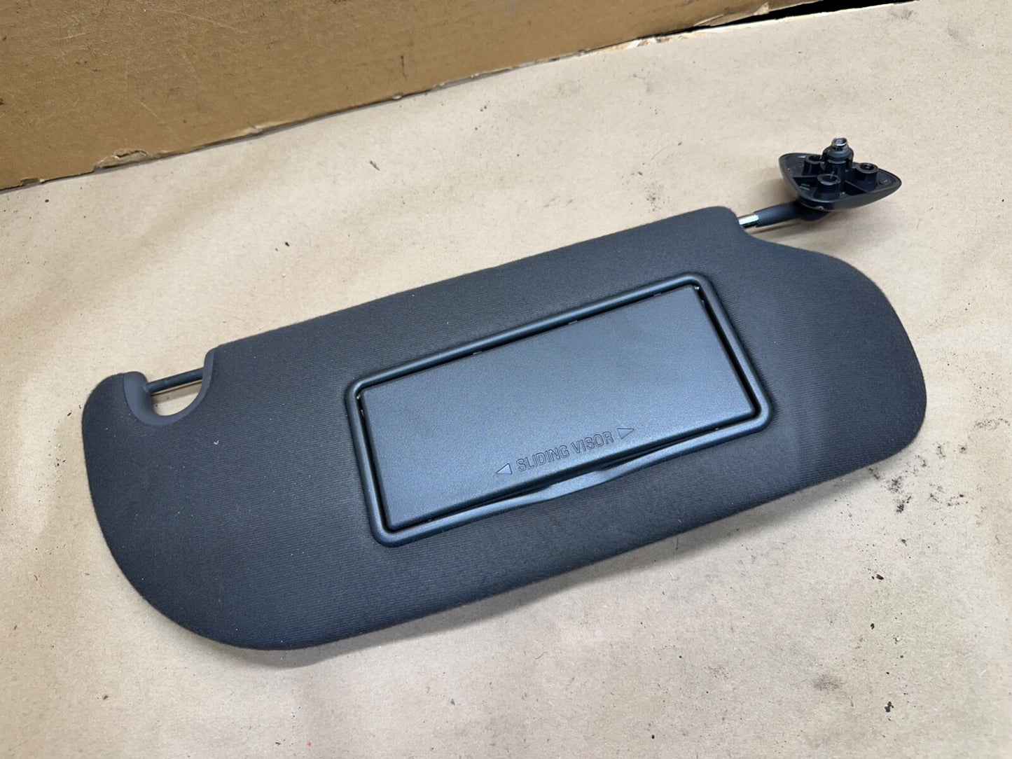 2006-2011 FORD CROWN VICTORIA OEM BLACK Passenger SUN VISOR VIC Factory Right