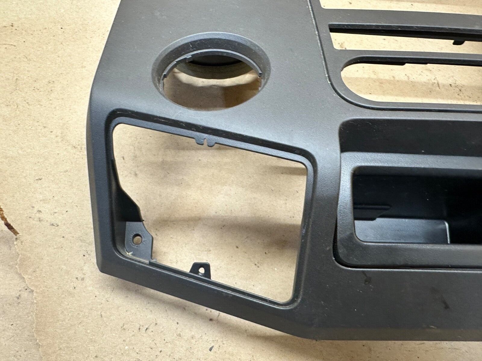 Radio Temp Climate Control Bezel Trim for 11-16 Ford F250 F350 Dash Center OEM