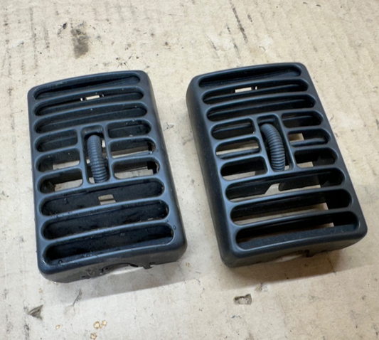 Grey 97-06 TJ Jeep Wrangler HVAC Dash AIR VENT Panel A/C Heat Left Right PAIR AC