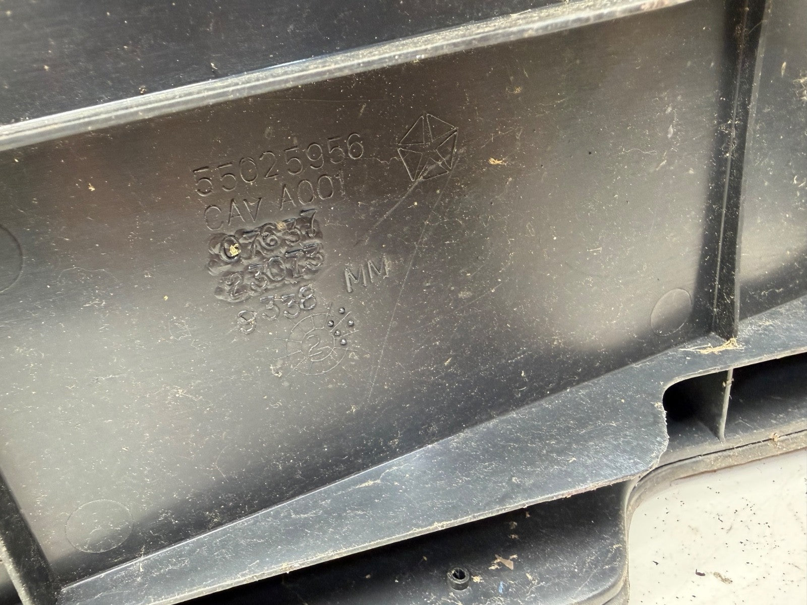 91-95 Jeep Wrangler YJ Interior Center Console Agate Grey Gray OEM Factory