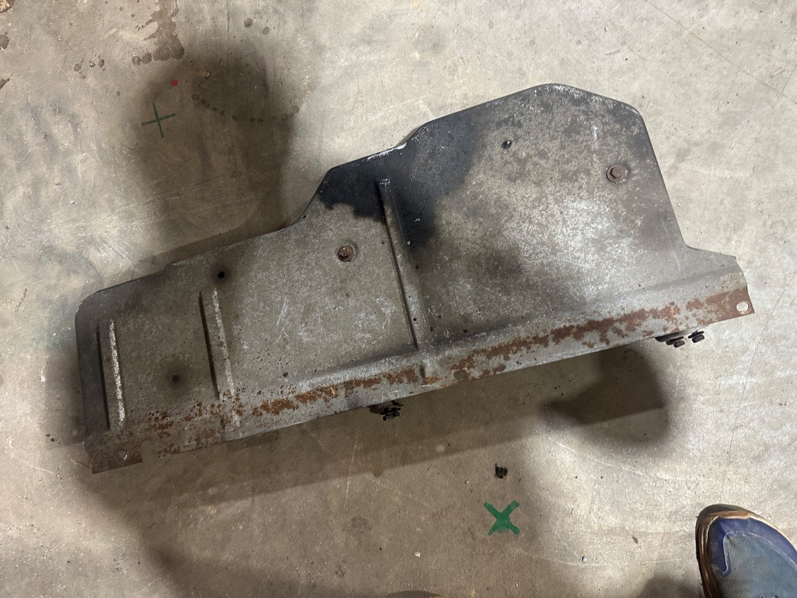 EXHAUST HEAT SHIELD COVER CHEVY GMC TRUCK SUBURBAN BLAZER 1981-1987 91 OEM Guard
