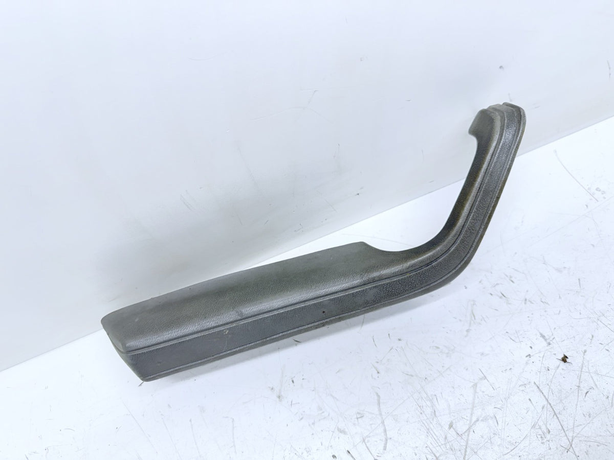 84-96 Jeep Cherokee XJ Front Left Door Arm Rest Pull Grab Handle Drivers OEM