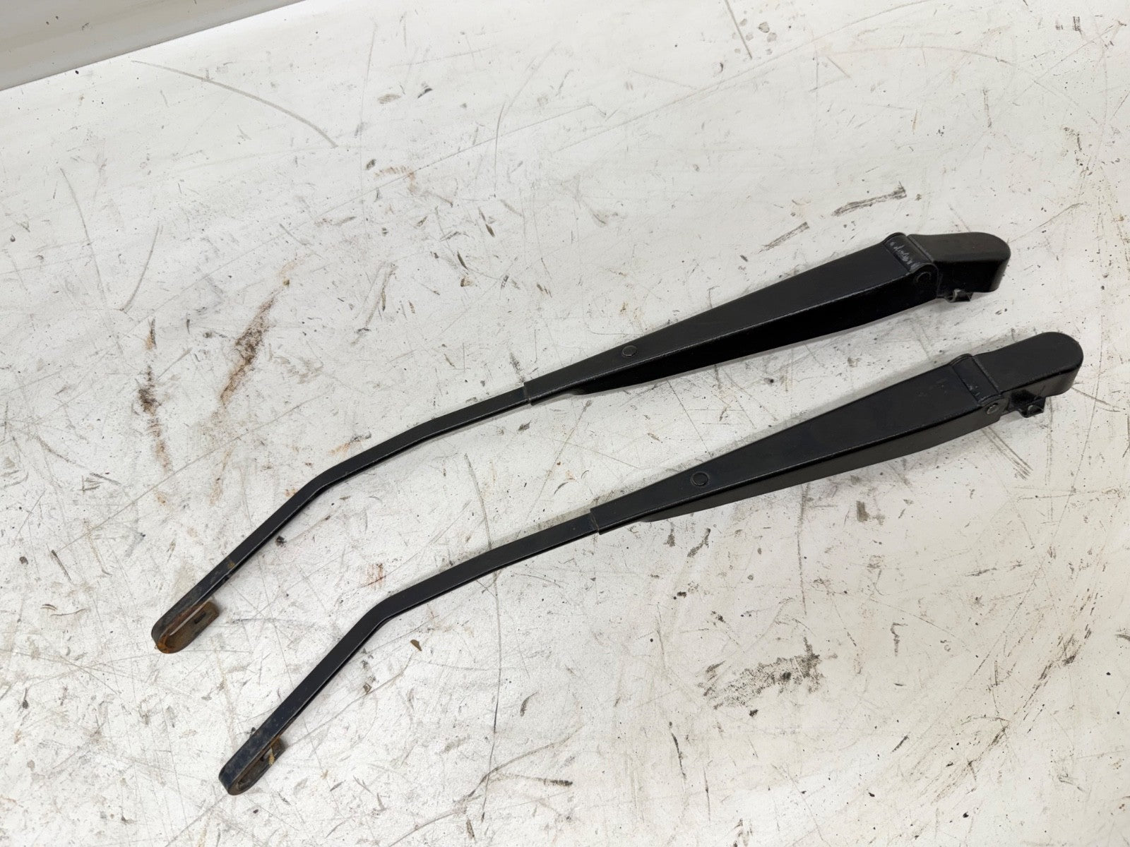 97-06 Jeep TJ Wrangler Left + Right Windshield Wiper Blade Arms PAIR Factory OEM