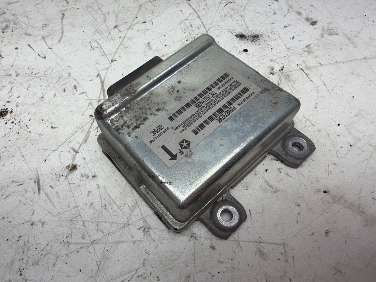 00 01 Jeep Cherokee XJ 2000 2001 Control Module P56007323AE GOOD USED OE FACTORY