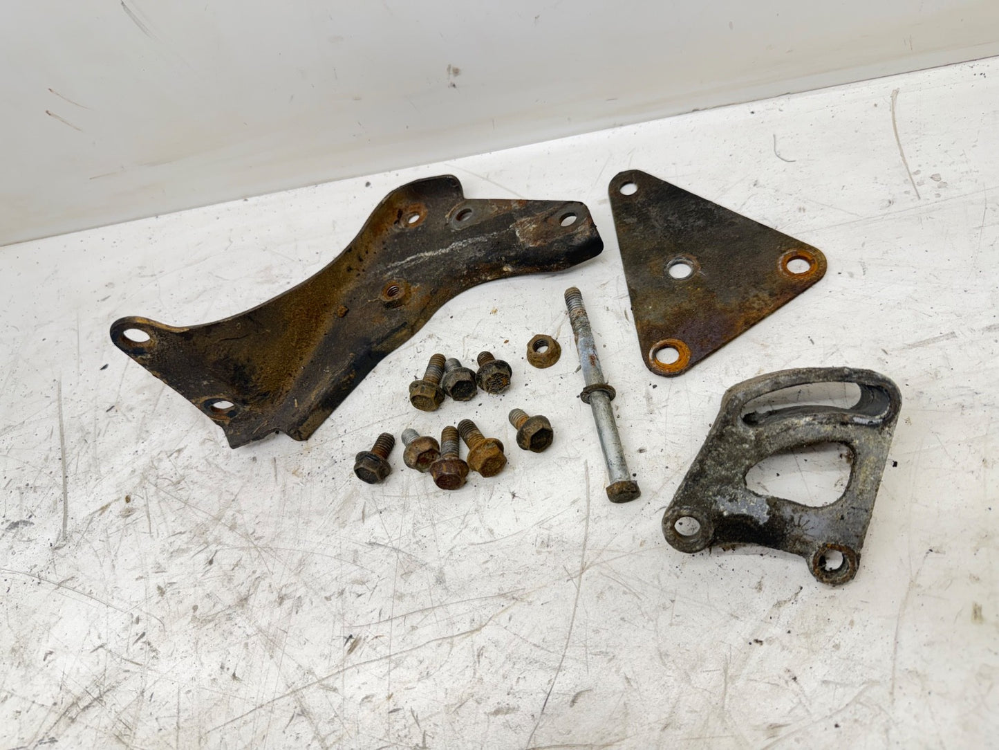 76-90 Jeep Wrangler YJ CJ 5 7 4.2 L Power Steering Pump Brackets V-Belt 258 ci.