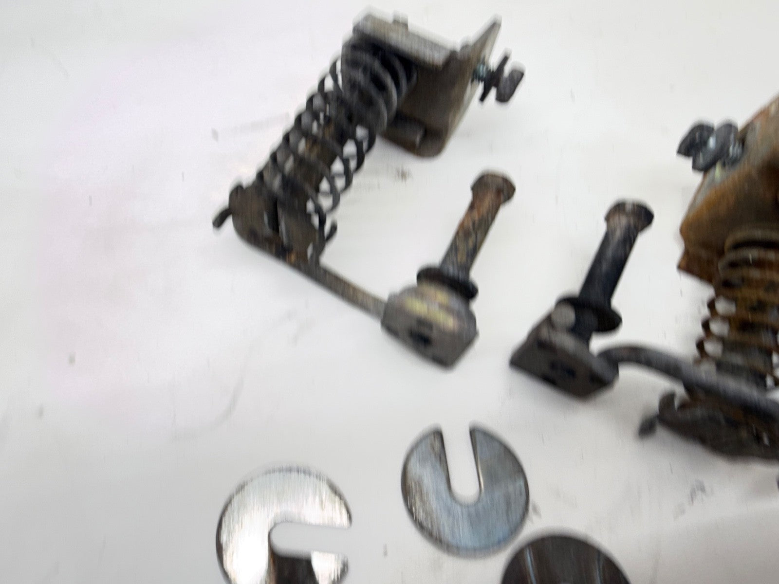 Jeep Cherokee XJ 87-01 Hood Latch Spring Catch Comanche MJ Pop Shim Left Right