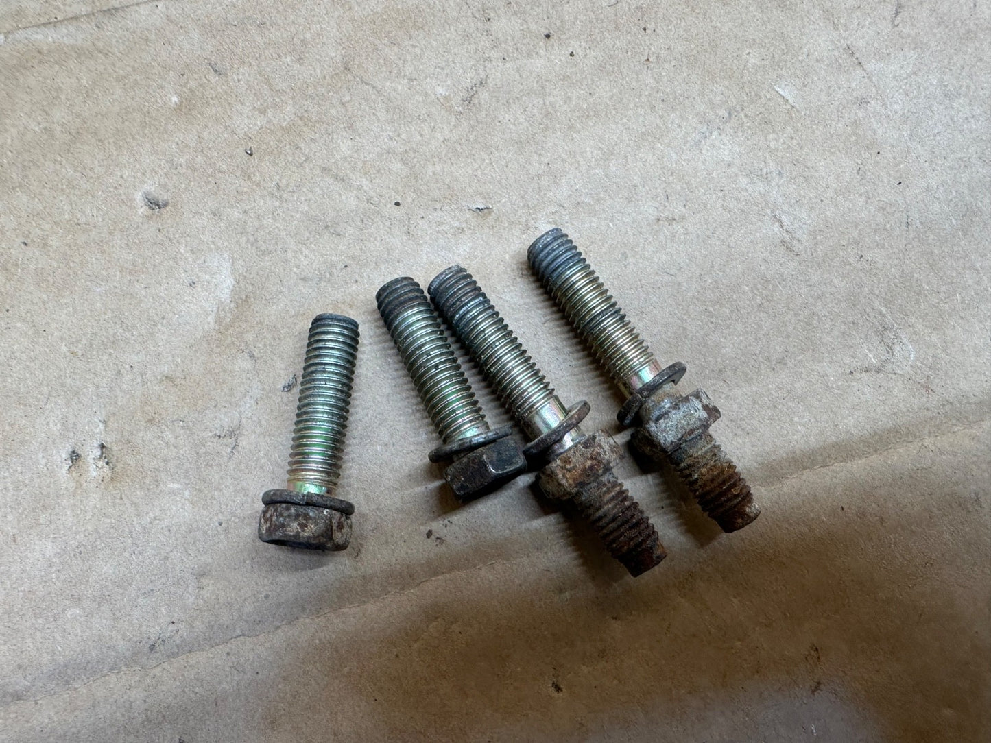 Jeep Wrangler YJ TJ 90-99 AX5 AX15 Transmission Shift Tower Stud Bolts Shifter