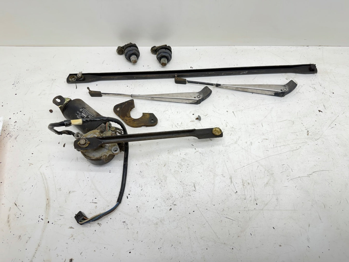 Jeep Wrangler YJ 87-95 Wiper Transmission Linkage Pivot Nut Motor Assembly Rod