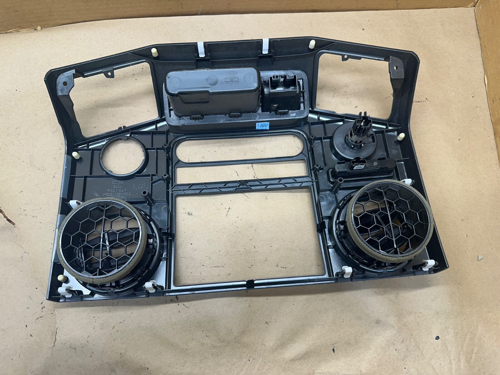 Radio Temp Climate Control Bezel Trim for 11-16 Ford F250 F350 Dash Center OEM