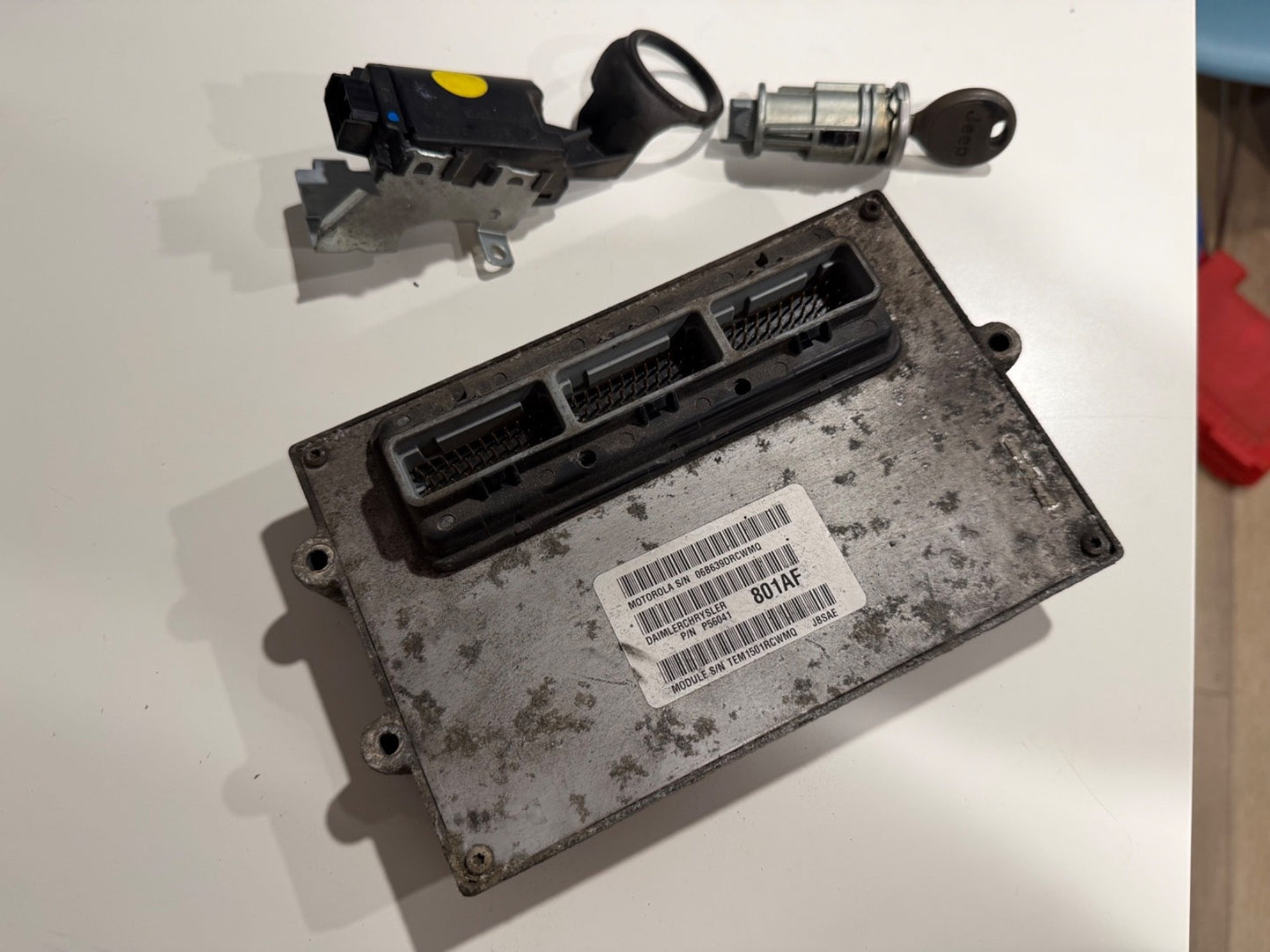 Engine ECM Control Module 4.0L 2001 01 JEEP CHEROKEE PCM SKIM KEY 56041801AF OEM