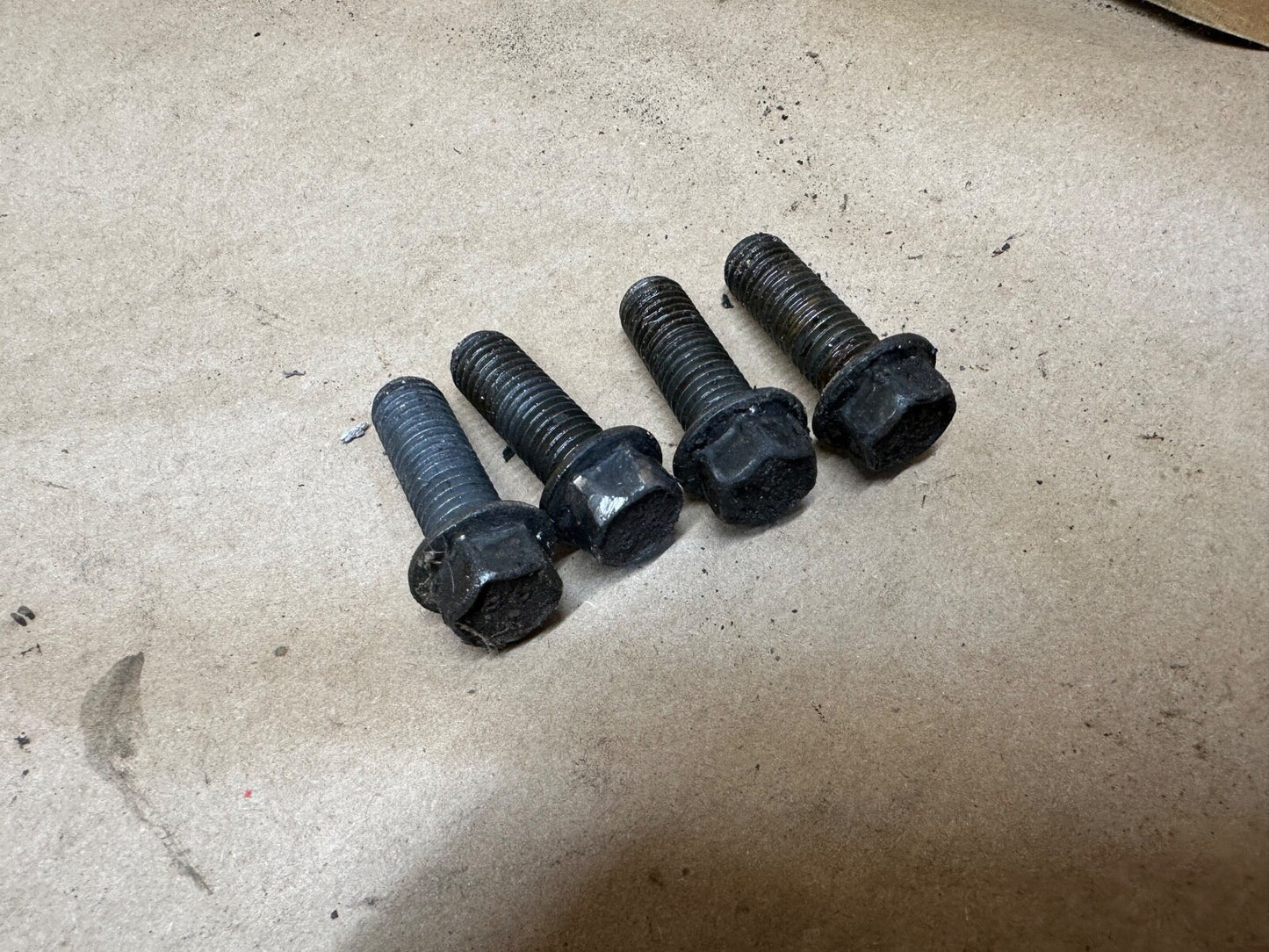 Bolt Jeep CJ 76-86 Manual Transmission to Bellhousing Bolts CJ5 CJ7 Bell Housing