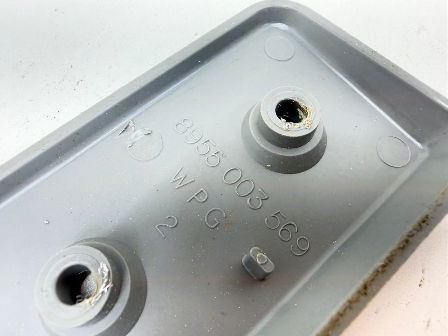 Jeep Cherokee XJ 84-96 Spare Tire Rub Plate Trim Bezel Cargo Area 8955003569 OEM