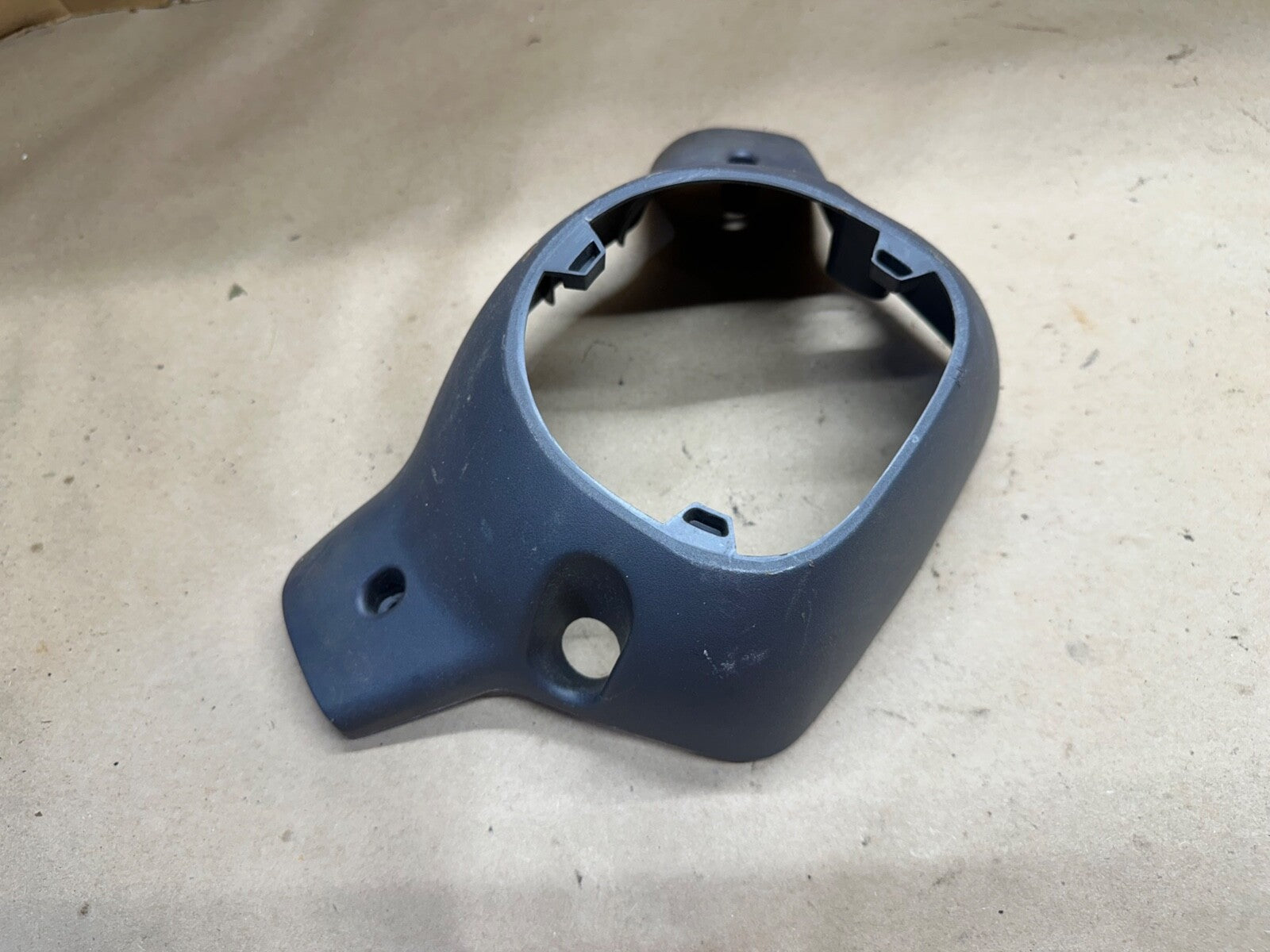 97-02 Jeep Wrangler TJ Steering Wheel Bottom Trim Plastic 5gl44trmaa XJ Cherokee