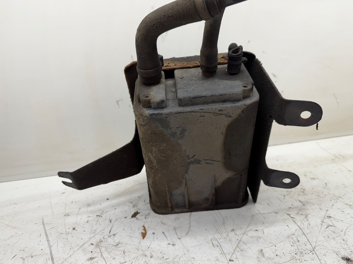 99-01 Jeep Cherokee XJ OEM Fuel Tank Charcoal Vapor Canister 4854111AD & Bracket