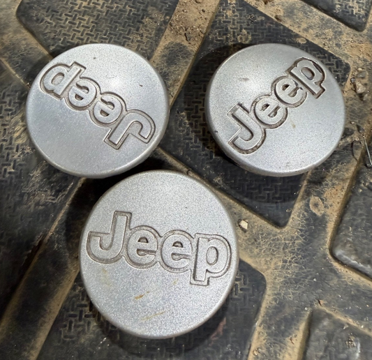 OEM Used Set of 3 1997-2006 Jeep Cherokee Wrangler Silver Center Caps 5DY07TRMAB