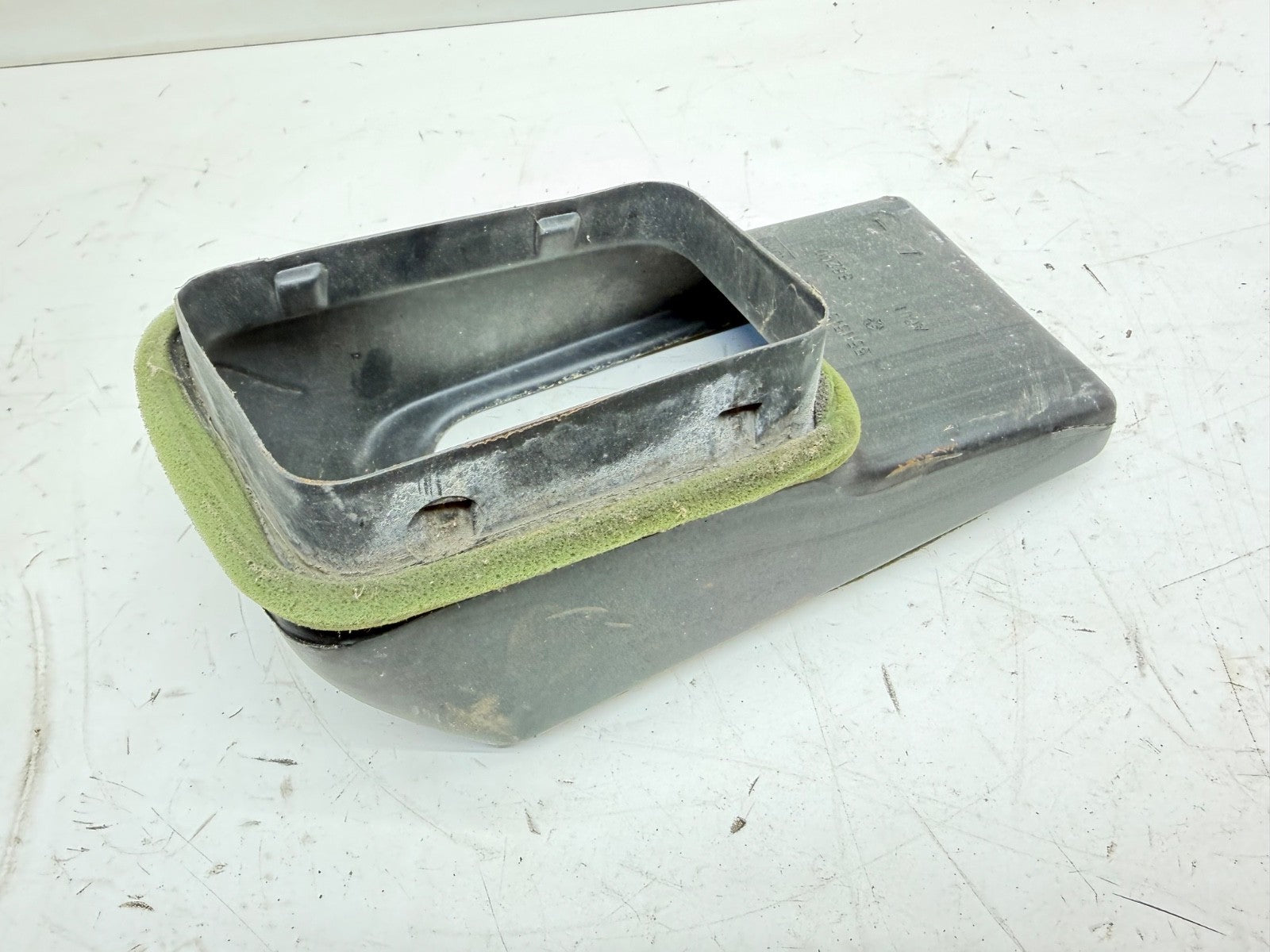 97-99 Jeep TJ Wrangler HVAC Air Duct Hood Cowl Heater Box OEM 97 98 99 Vent