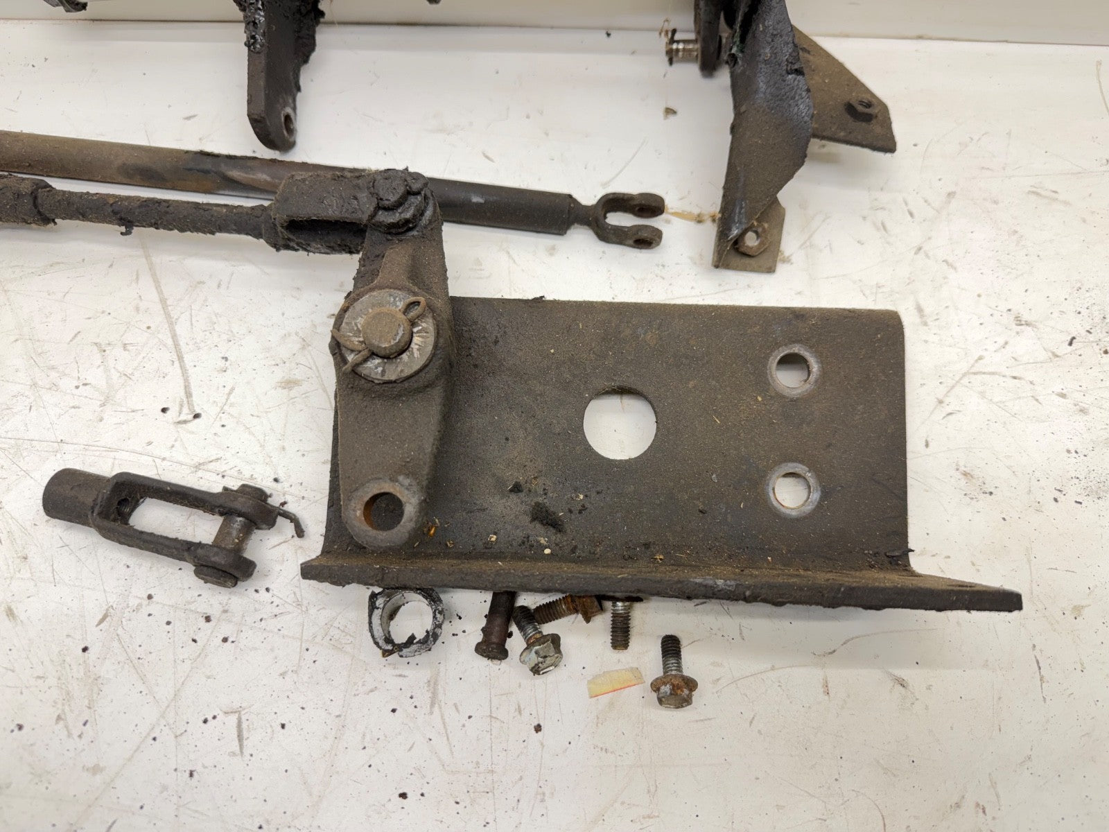 International s1700 4700 s1800 4900 clutch Pedal Linkage Assembly truck 1983 -99