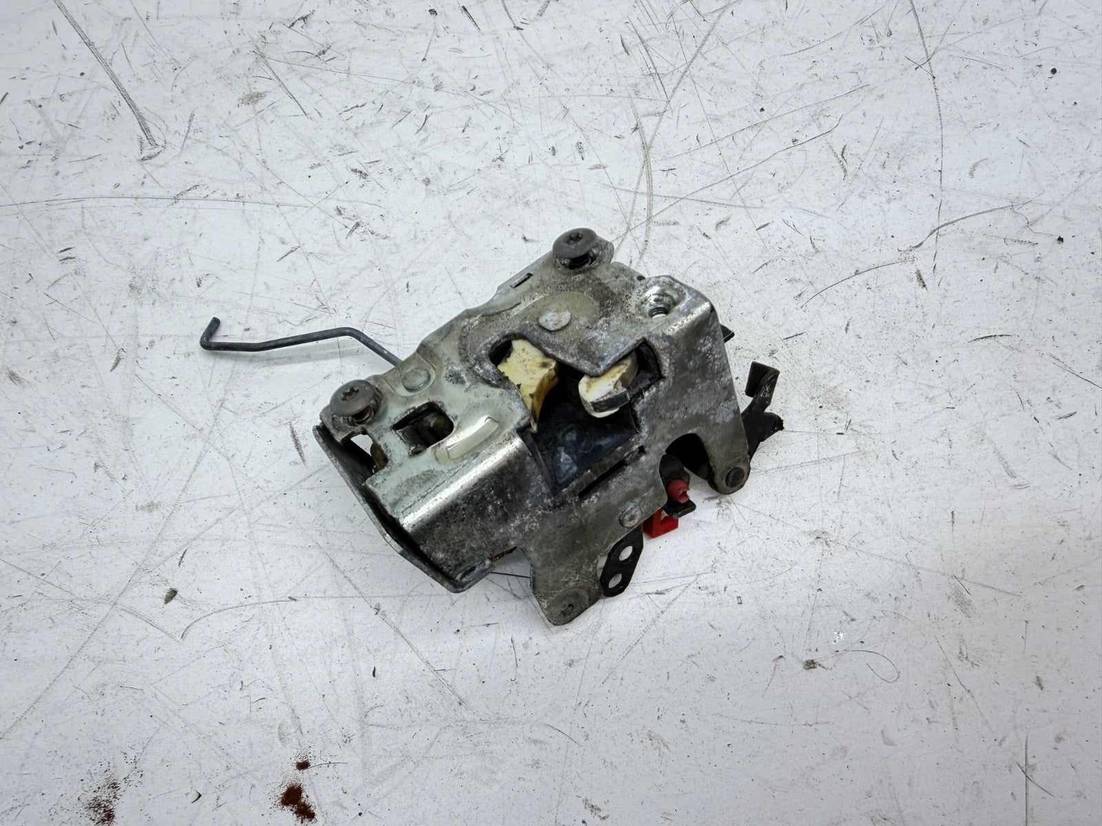 84-96 Jeep Cherokee XJ Rear Passenger Right Door Latch