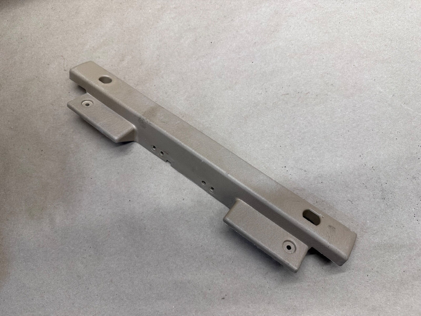 97-06 Jeep TJ Wrangler OEM Passenger Dash Grab Handle TRIM Tan Right