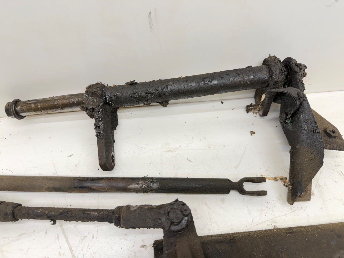 International s1700 4700 s1800 4900 clutch Pedal Linkage Assembly truck 1983 -99