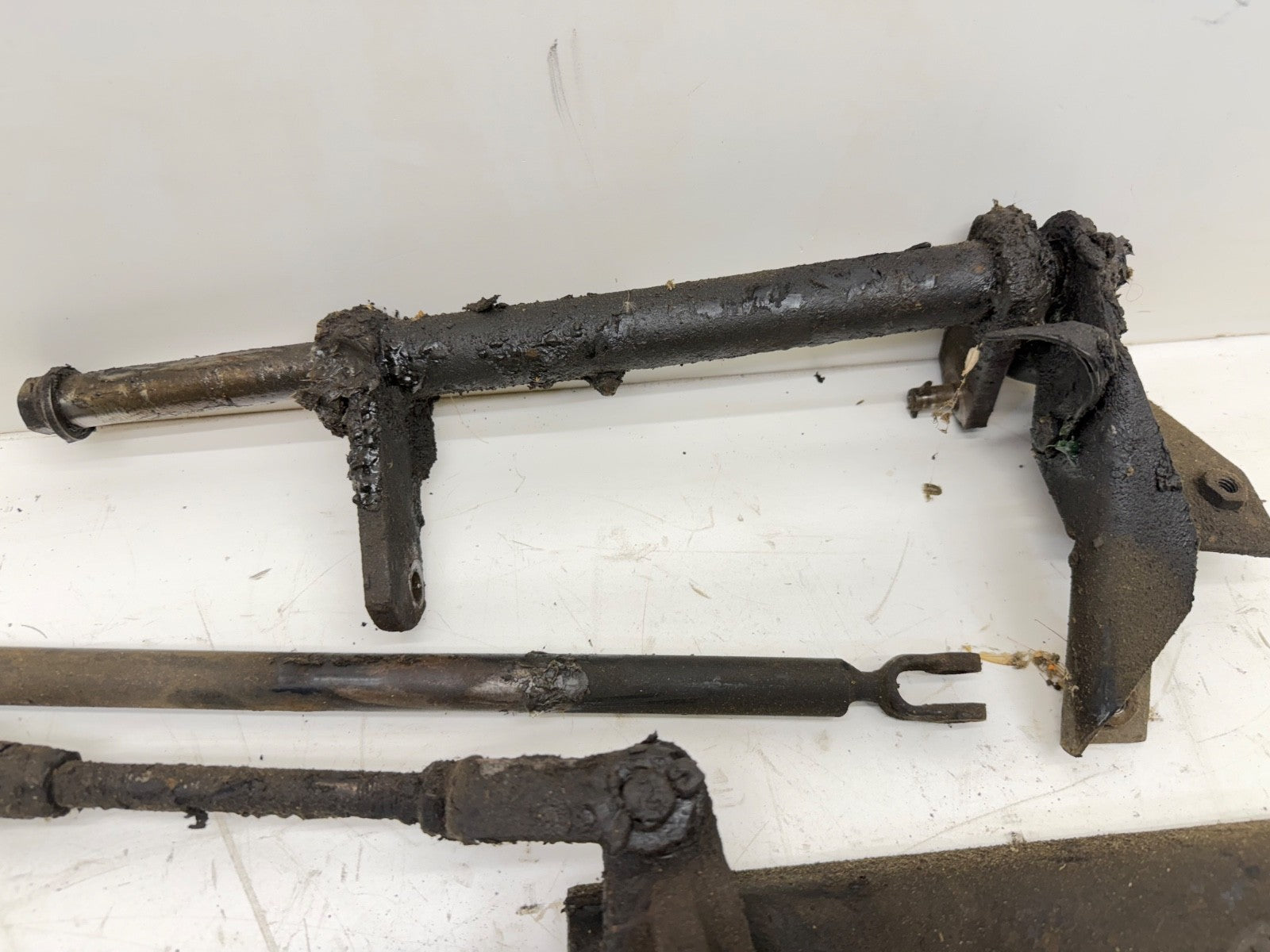 International s1700 4700 s1800 4900 clutch Pedal Linkage Assembly truck 1983 -99