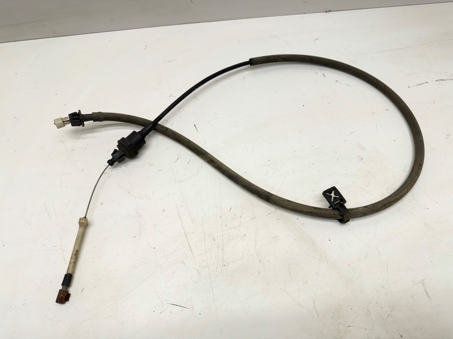 Jeep Wrangler YJ 91-95 Throttle Accelerator Cable 2.5 4 Cyl 4.0 6 Cyl OEM