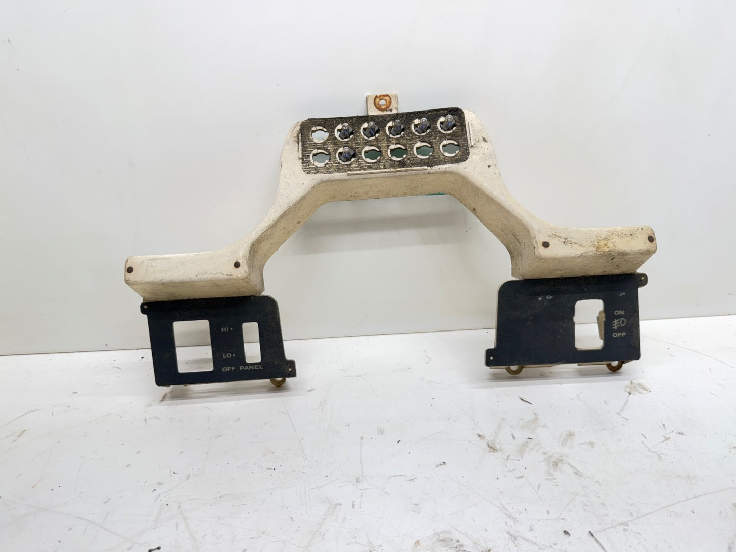 Jeep Wrangler YJ 87-91 Dash Indicator Bezel Fog OE Warning Head Light Trim Gauge