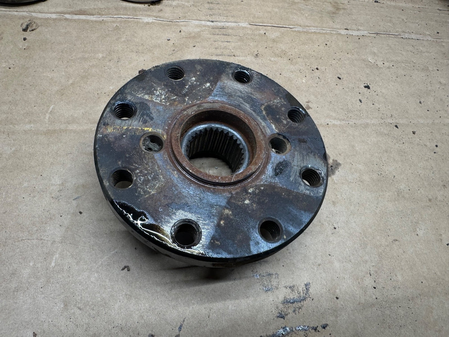 Ford 8.8 OEM Rear Axle Driveshaft Yoke Flange 4 Bolt Crown Victoria Factory Vic