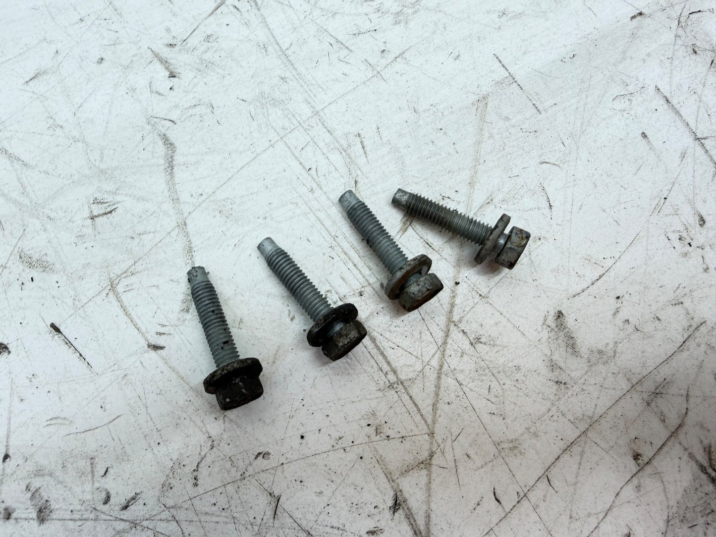 91-01 Jeep Cherokee Wrangler YJ TJ THROTTLE BODY BOLTS 4.0 Hardware XJ Bolt 2.5L