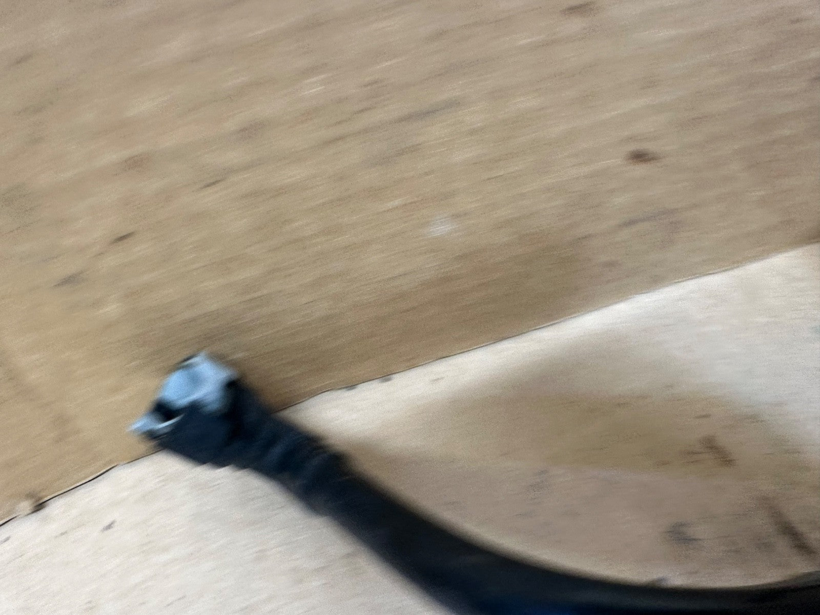 Hose Crankcase Vent Tube 08-13 Ford E-150  4.6 7C2E6758bd e150 e250 Van OEm