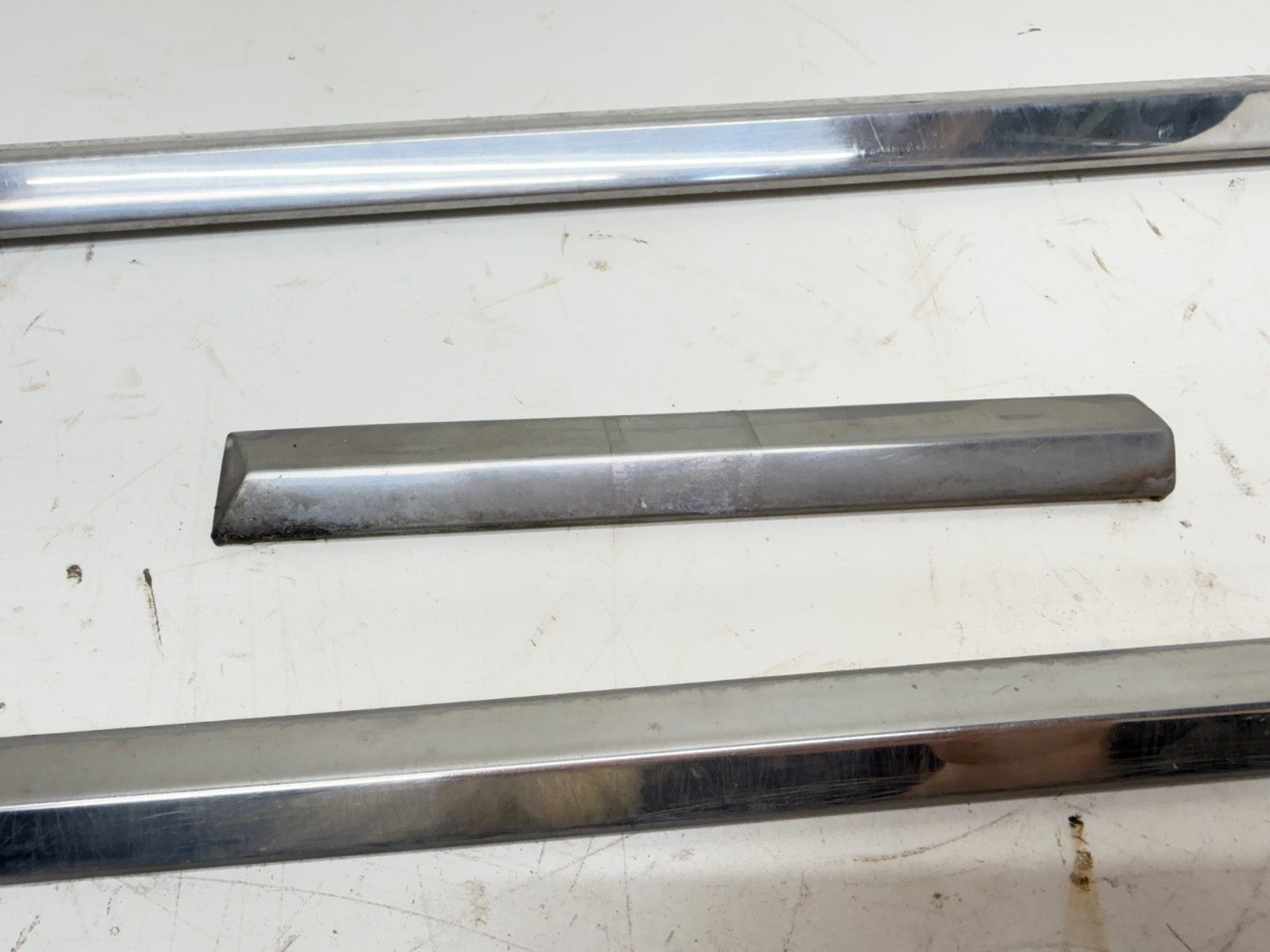 63-79 Cherokee Wagoneer Stainless Chrome Trim Front Passenger Fender Hood OEM