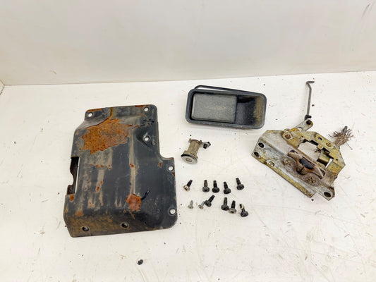 91-95 Jeep Wrangler YJ Tailgate Latch Handle Passenger Door Tail Gate Rear OEM