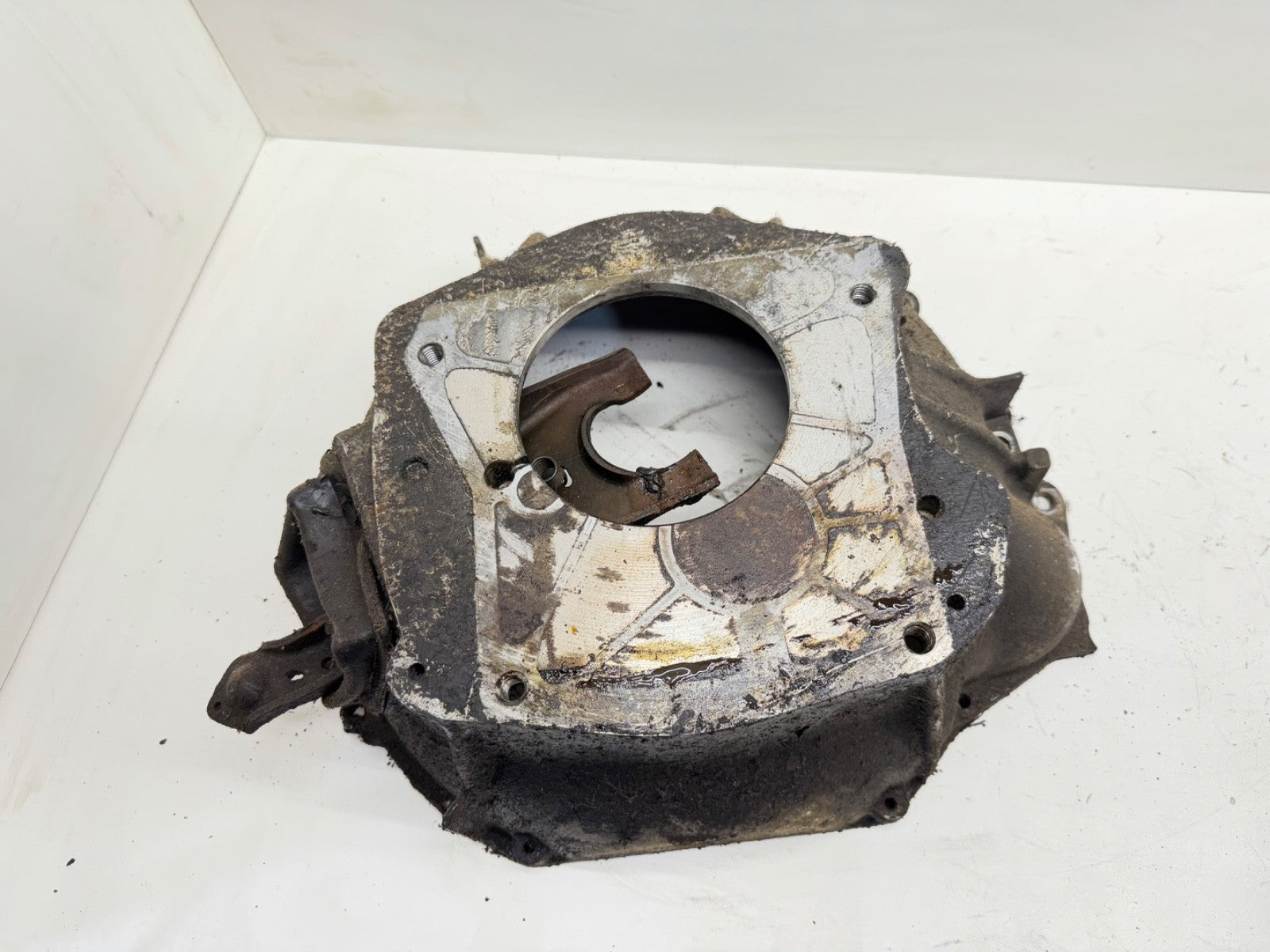 Jeep CJ Bell Housing T4 T5 SR4 Transmission CJ CJ7 80-86 4.2L 304 V8 Bellhousing