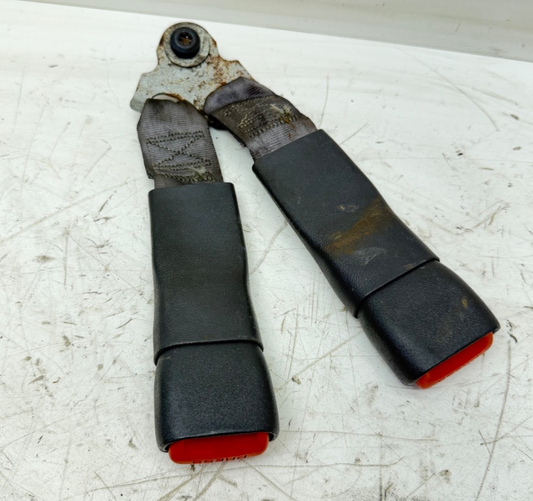 97-01 Cherokee Jeep XJ Female Seat Belt Buckle End Rear Back Seat Middle Latch