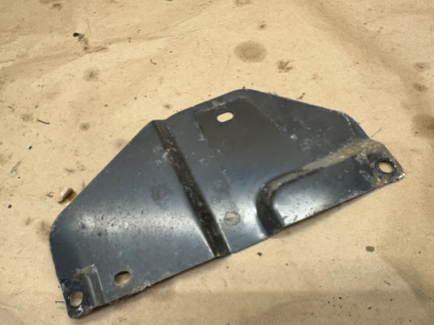 Jeep Wrangler TJ 03-06 Wheel Well Shield Metal Plate Splash Evap Canister OEM