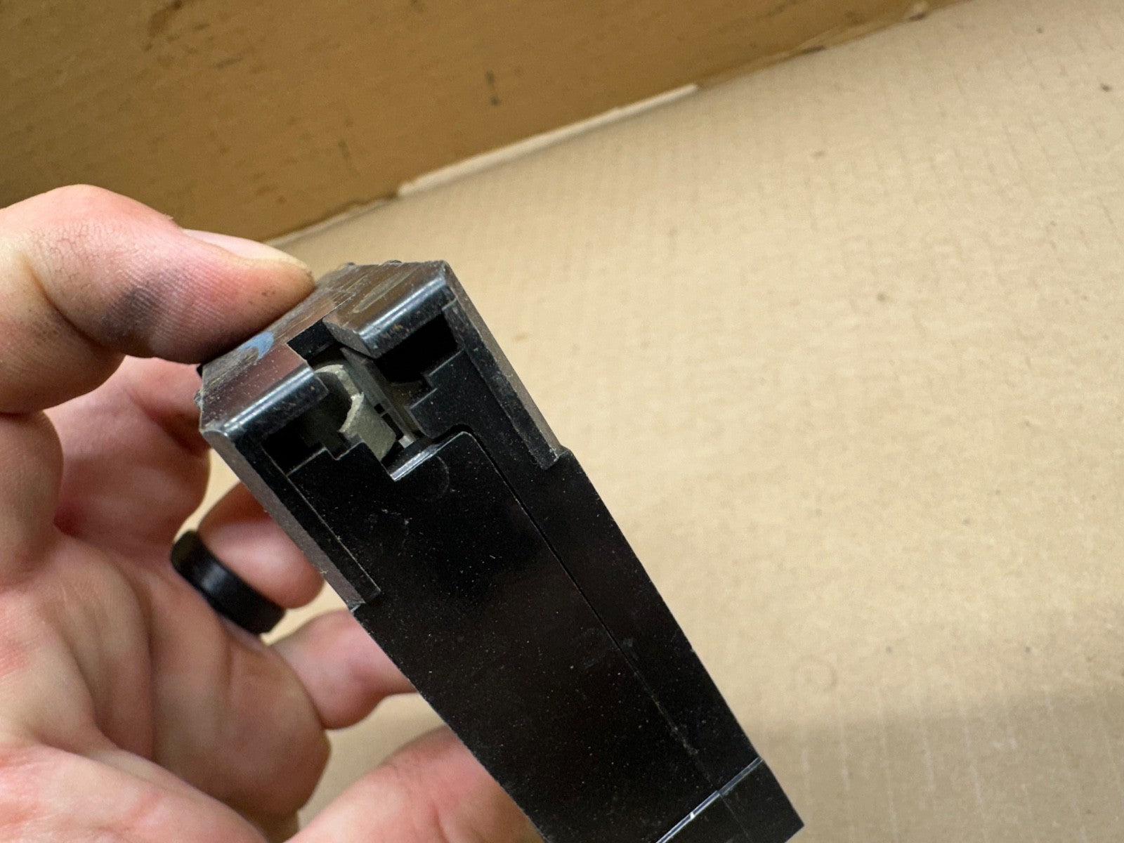 Bryant BR120 Circuit Breaker, 1-Pole, 20A, 120/240VAC, CU-AL SWD *Free Shipping*