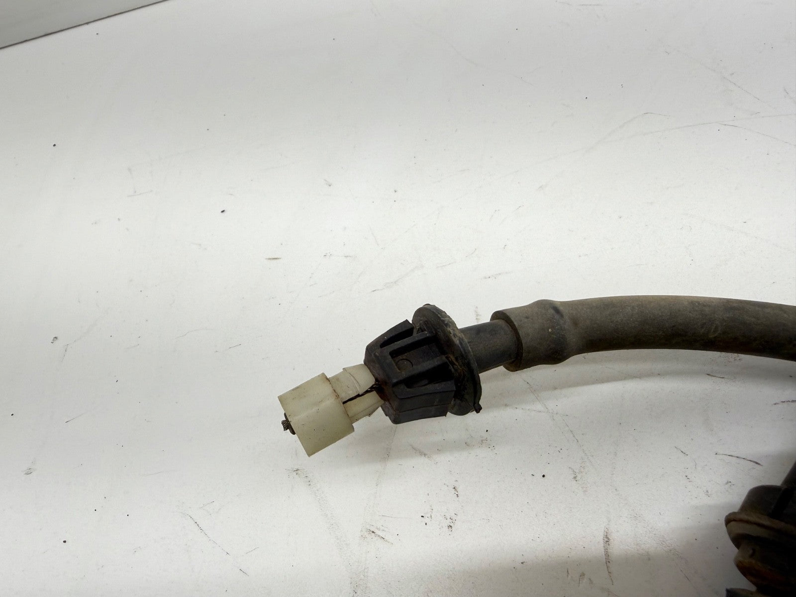 Jeep Wrangler YJ 91-95 Throttle Accelerator Cable 2.5 4 Cyl 4.0 6 Cyl OEM