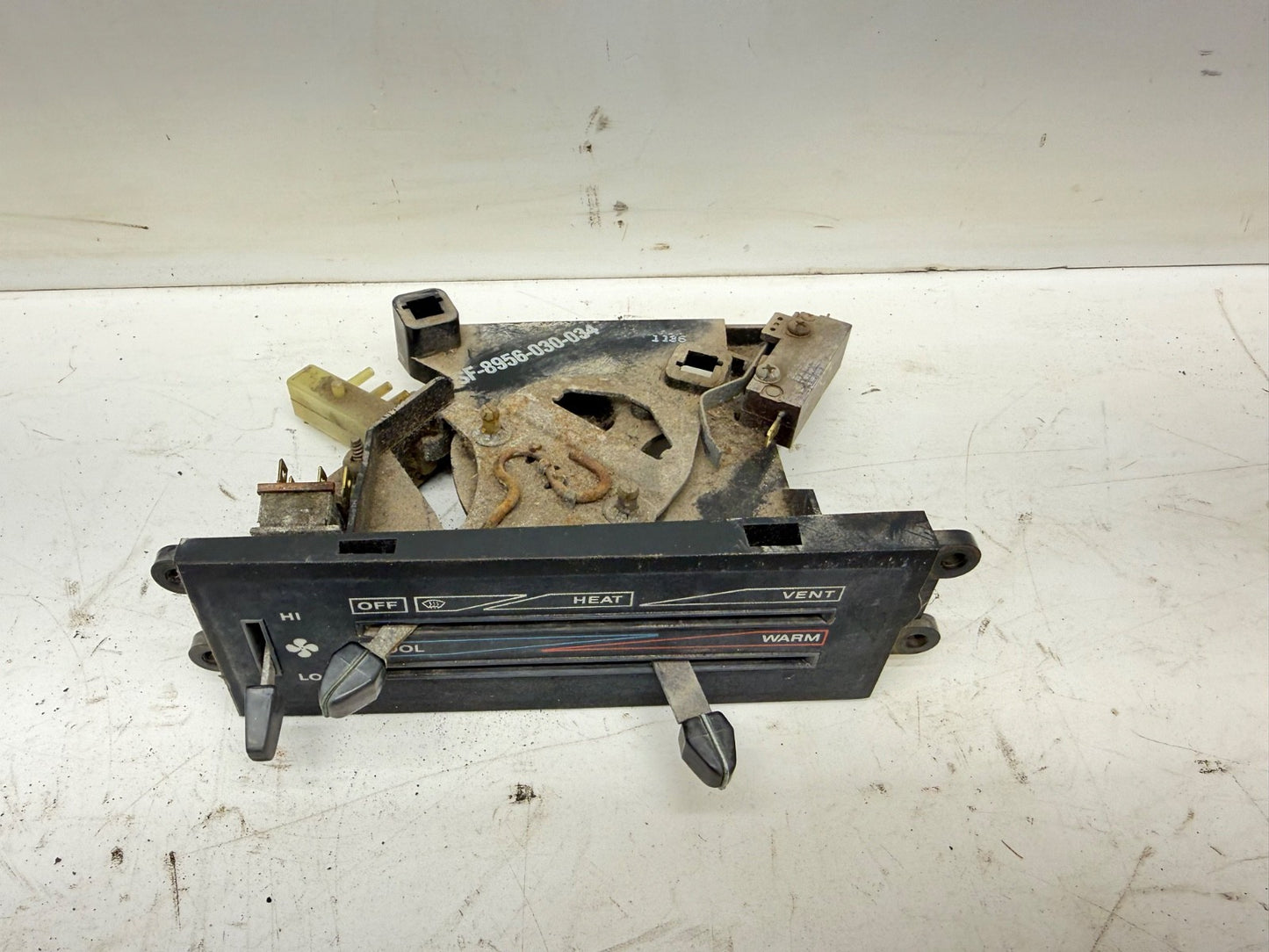 87-95 Jeep Wrangler YJ HEAT Panel Temp Climate Control Unit Heater HVAC Switch