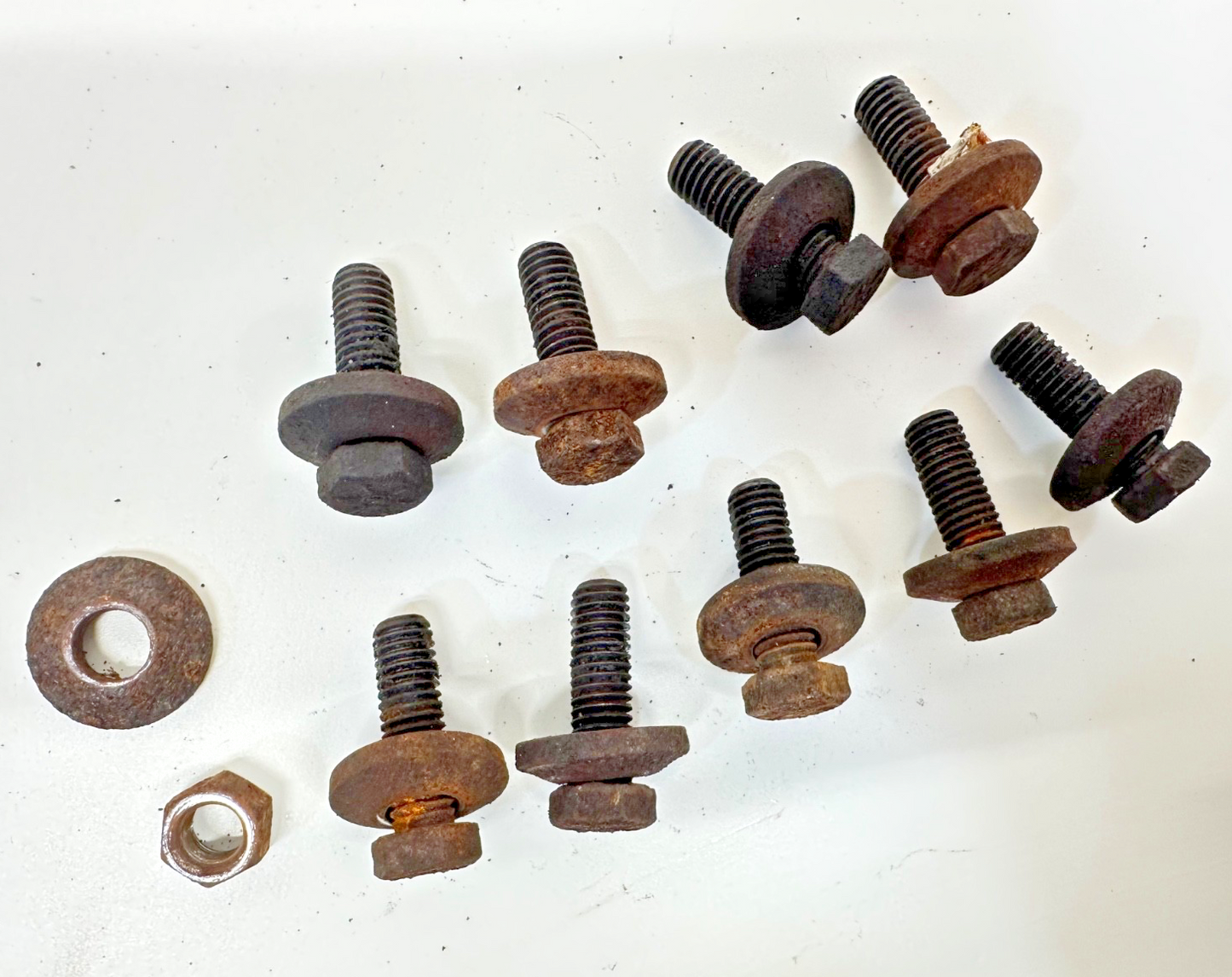 Jeep TJ Wrangler 4.0 Six Cylinder Intake Exhaust Manifold Bolts Bolt YJ 4.2 L OE