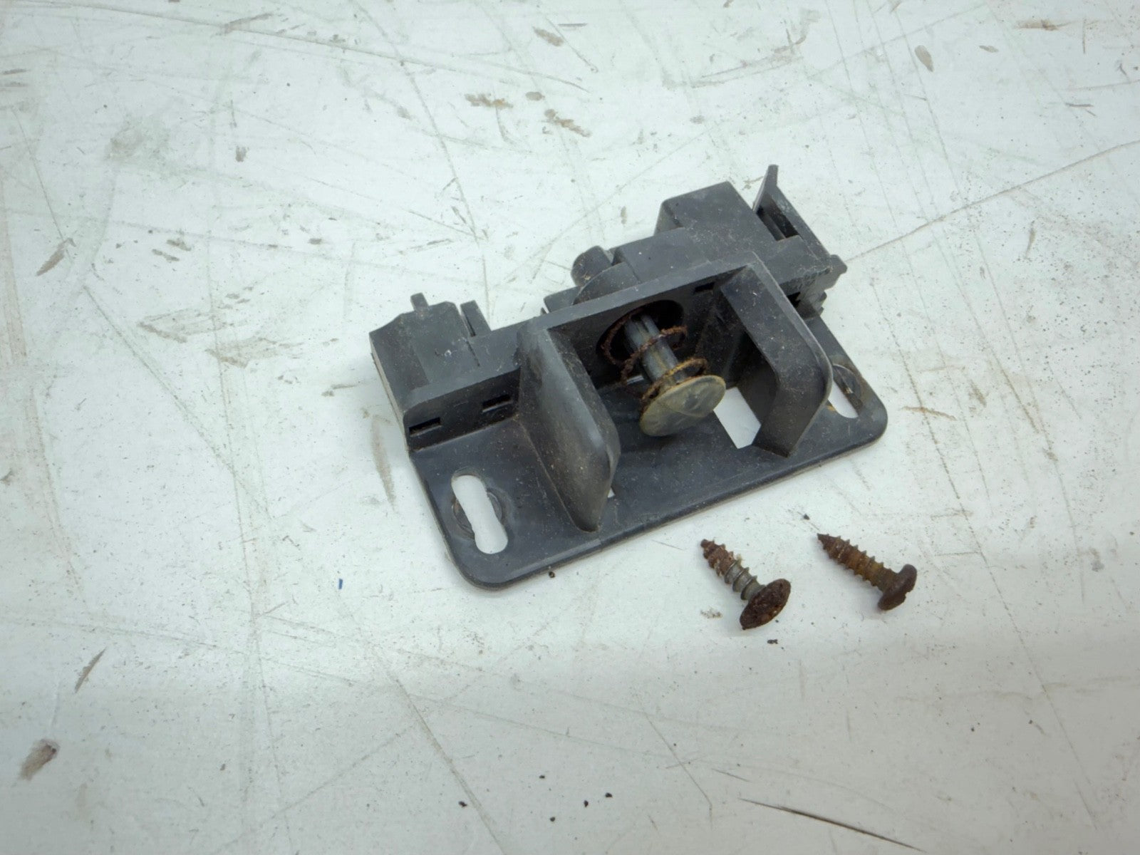 Jeep Wrangler YJ Glove Box Latch Lock Catch Door OEM 87-95 8955000343