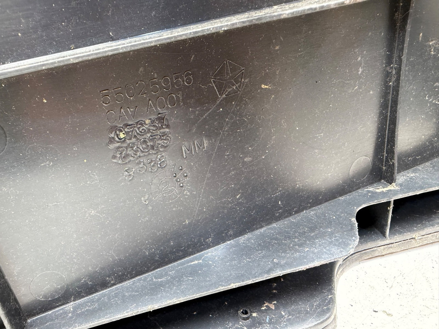 91-95 Jeep Wrangler YJ Interior Center Console Agate Grey Gray OEM Factory