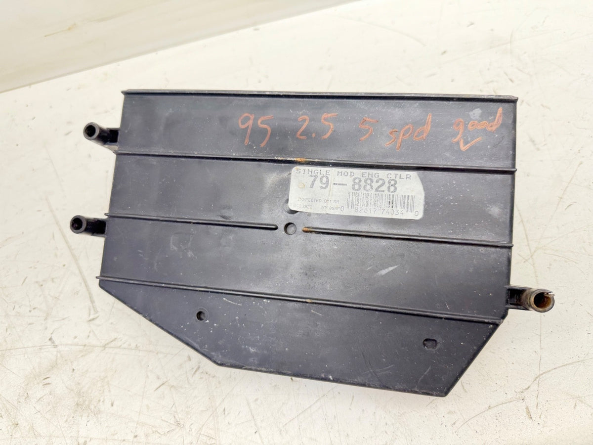 91-95 Jeep Wrangler YJ Manual 2.5 L ECM Engine Control Module Computer PCM ECU 4