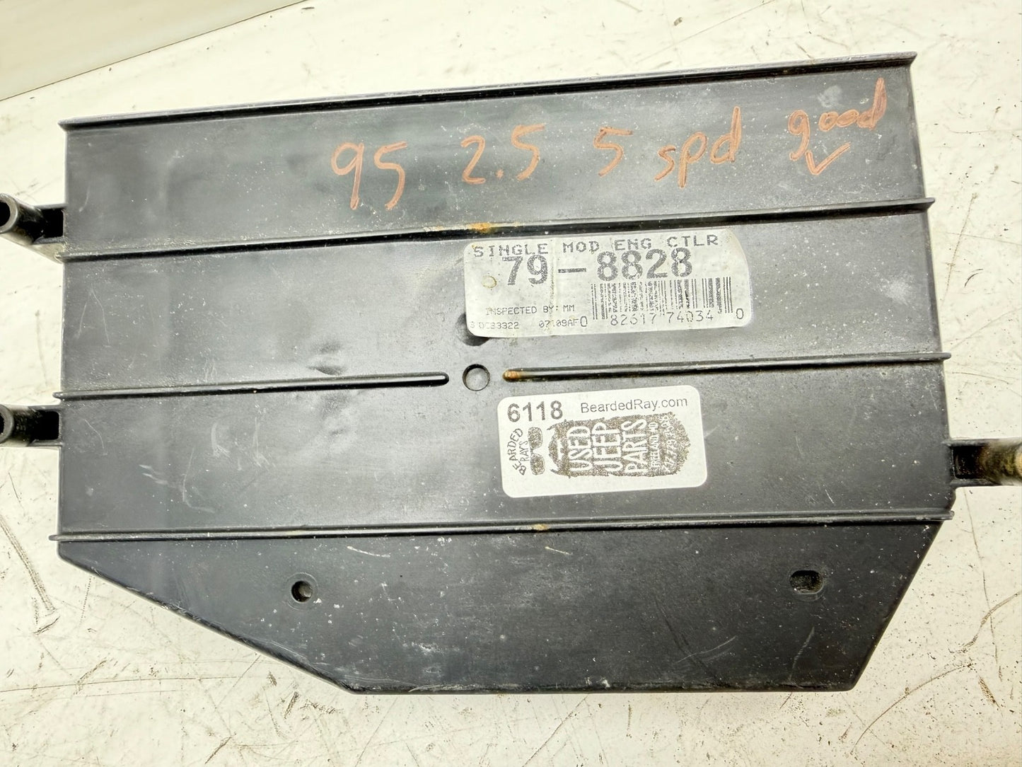 91-95 Jeep Wrangler YJ Manual 2.5 L ECM Engine Control Module Computer PCM ECU 4