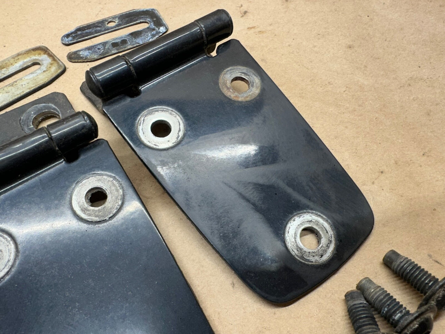 97-06 Jeep TJ Wrangler Hood Hinges Pair w/ Hardware OEM Black Factory Bolts OE
