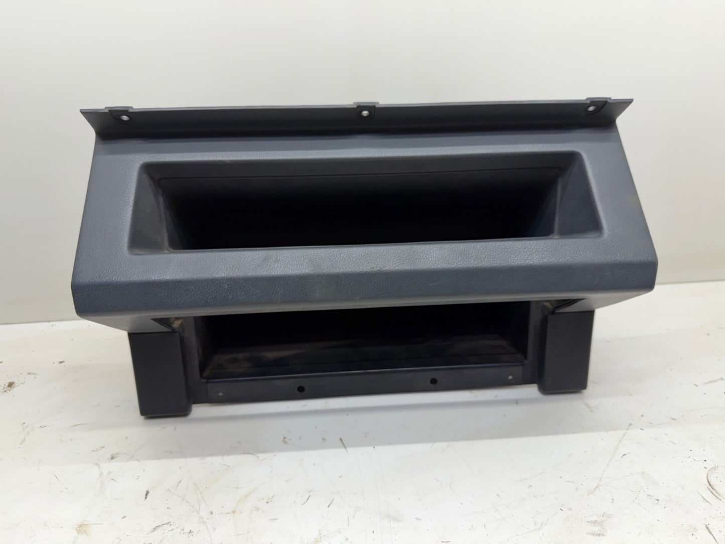 Jeep Wrangler YJ 87-95 OEM Glove Box NO Door Gray Grey 55007286 Glovebox Grab