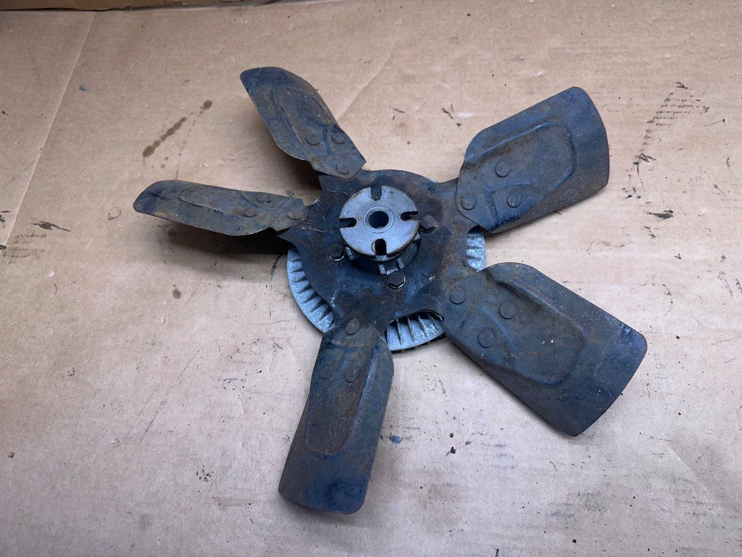 91-99 YJ TJ Jeep Wrangler 6 CYL 4.0 Radiator Cooling FAN BLADE w/ CLUTCH Bolt On